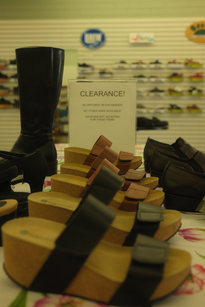 Jon's Wide Shoes in Chula Vista — photo 3