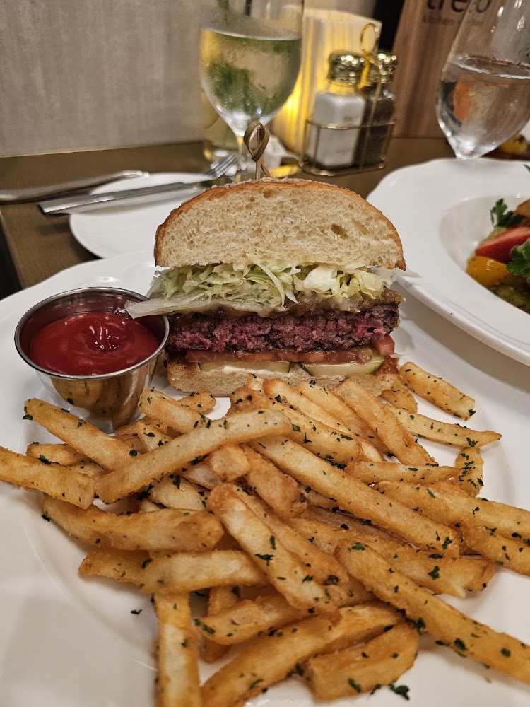 Treo Kitchen + Bar in Chula Vista — photo 3