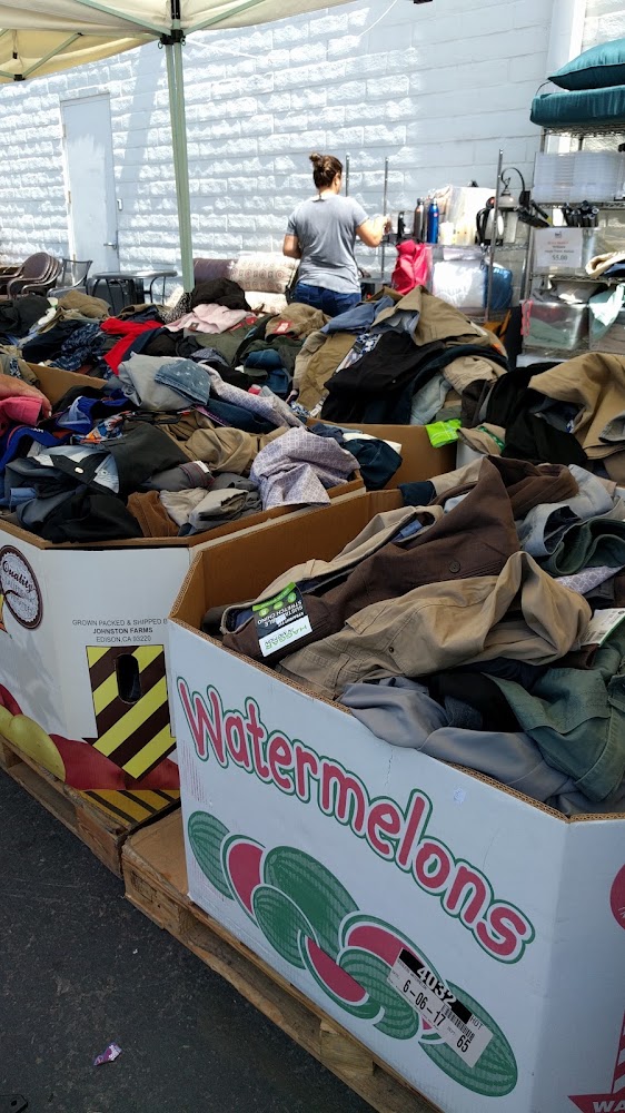 Dave's Wholesale in Chula Vista — photo 3