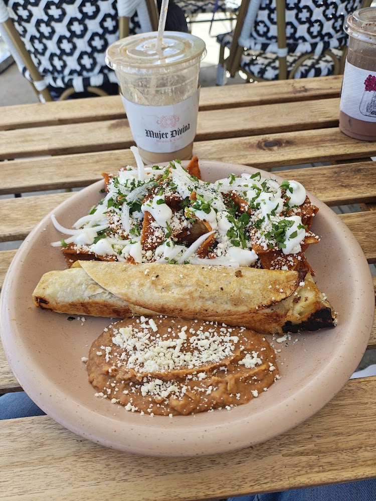 Mujer Divina Brunch Café in Chula Vista