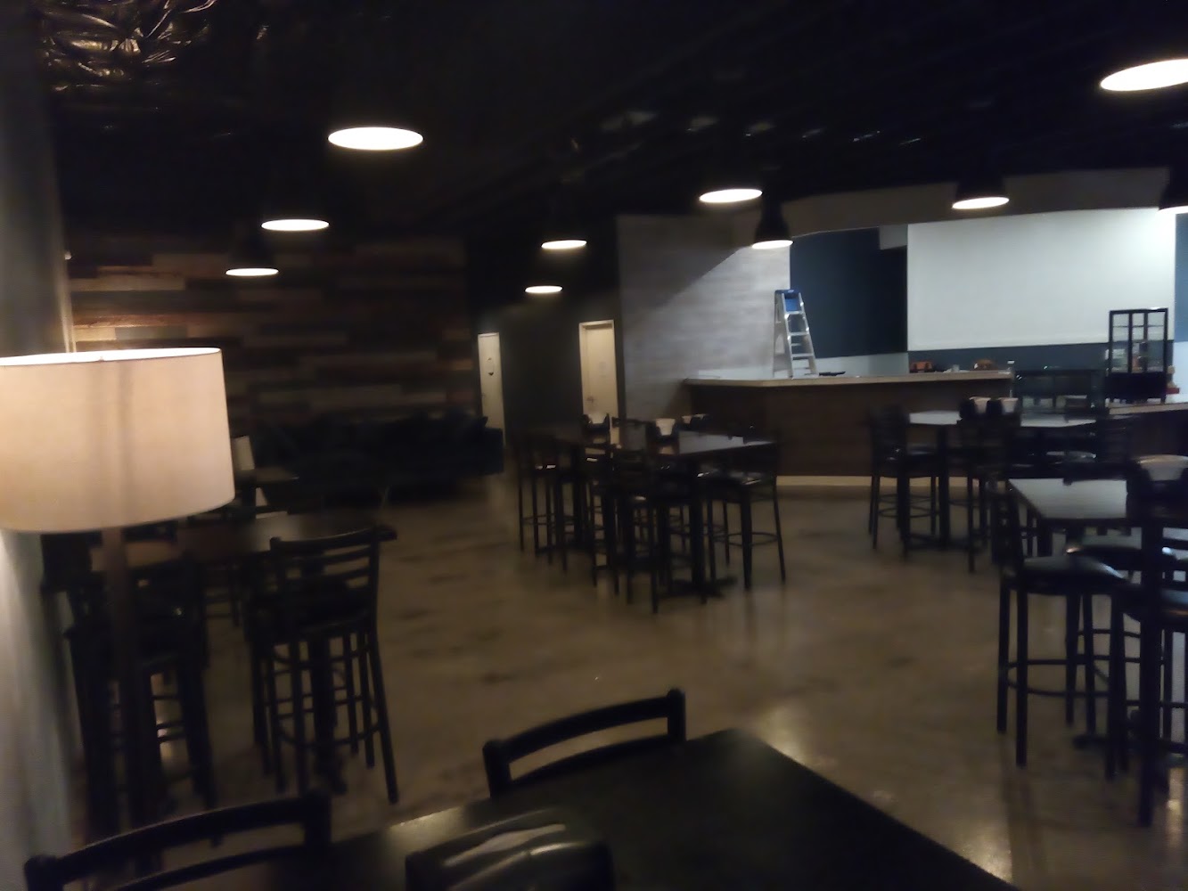 Tony's Hotel Liquidators photo 1