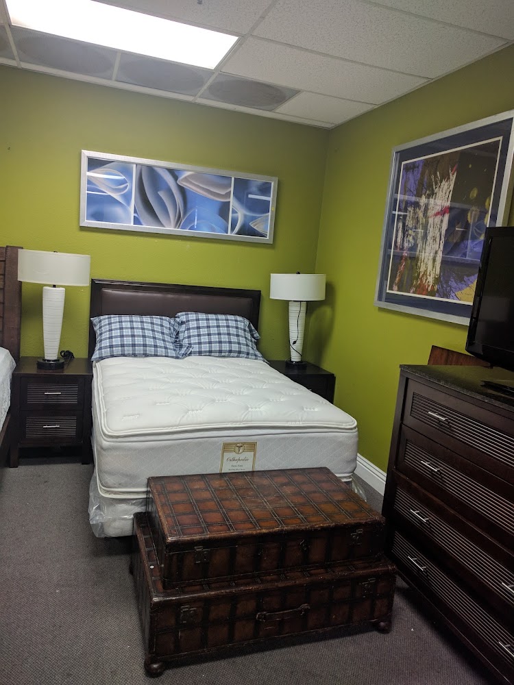 Tony's Hotel Liquidators photo 2