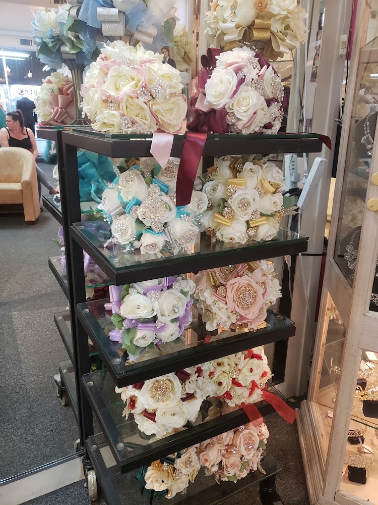 LILI'S CREATIONS in Chula Vista — photo 2