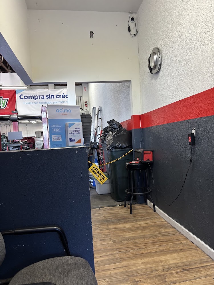 Chula Vista Auto Tech photo 4