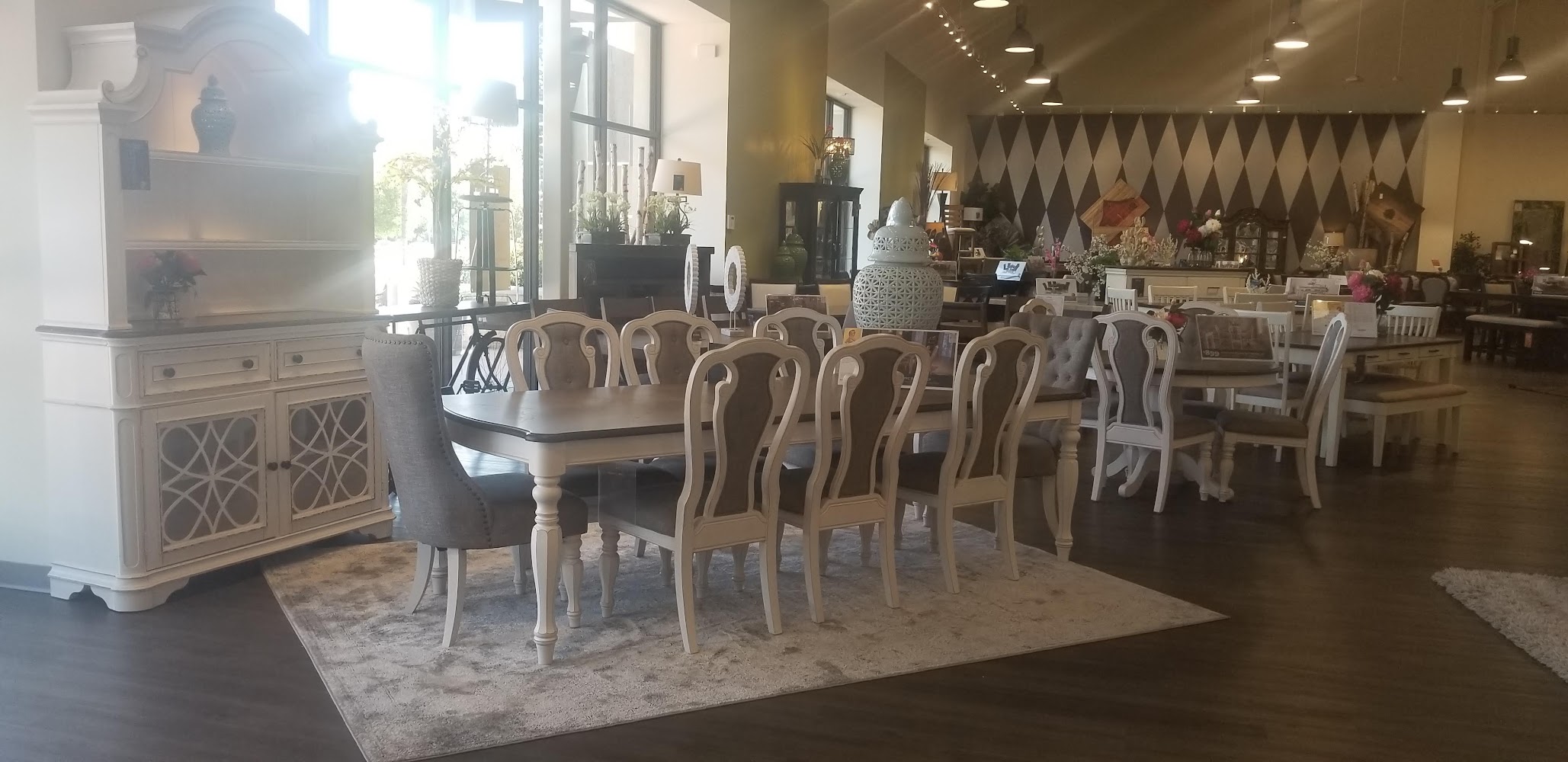 Bob's Discount Furniture and Mattress Store photo 4