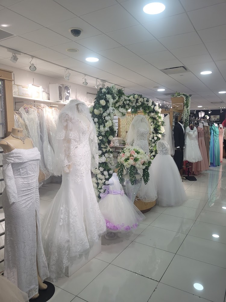 Divas Formal and Bridal Wear in Chula Vista — photo 3