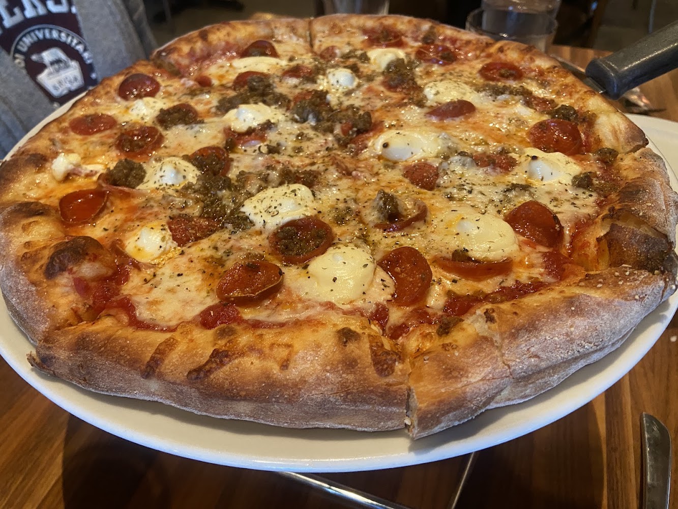 Pizzo's Pizzeria at Millenia Otay Ranch in Chula Vista — photo 4