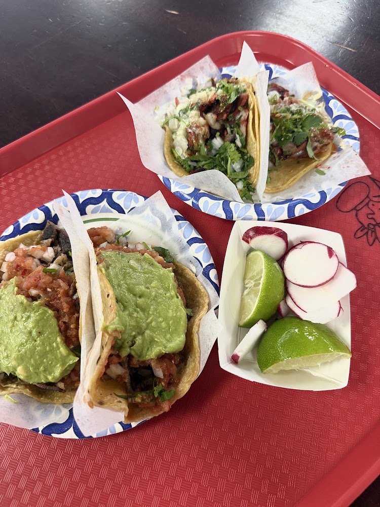 Tacos El Gordo in Chula Vista — photo 3
