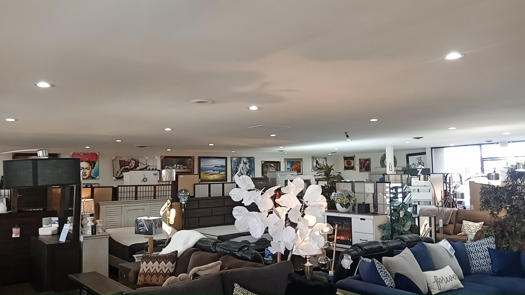 Furniture and Mattress Warehouse in Chula Vista, California